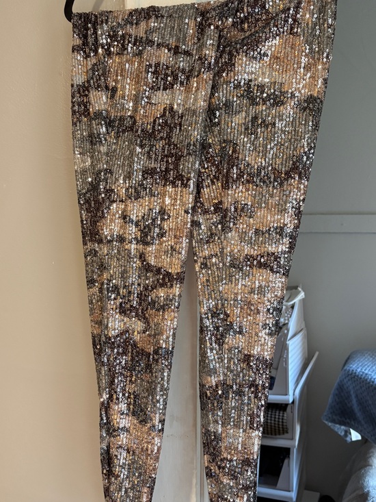 VENUS Pants - VENUS Cream Sequin Embellished Top